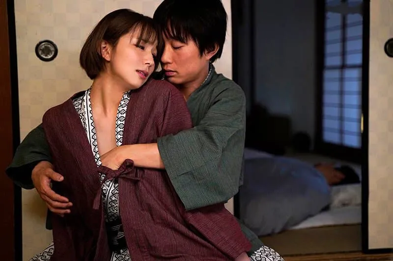 Chuyến đi suối nước nóng địt cô bạn thân của cô vợ sắp cưới có thai cmnl