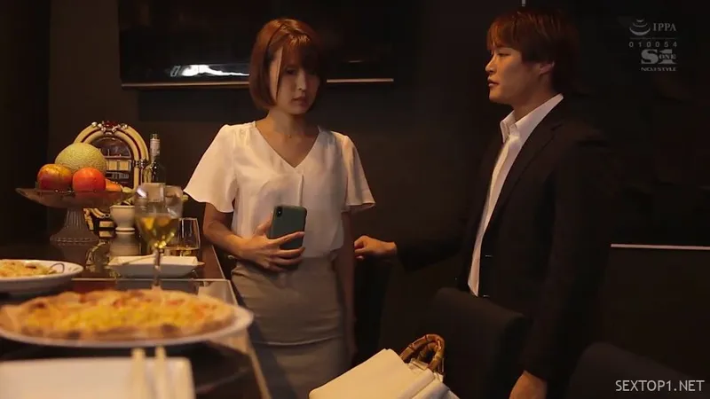 Vụng trộm với ghệ củ ở buổi hợp lớp cuối năm